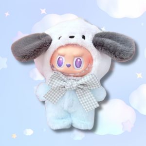 Peluche Labubu × Sanrio Pochacco (17 cm) – Edición Kawaii Azul Pastel de Colección