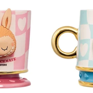 Taza Labubu Azul y Rosa – Serie Let’s Checkmate
