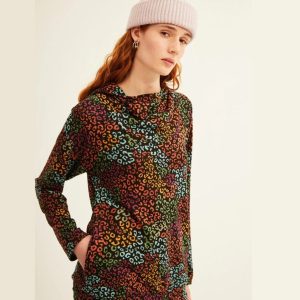 JERSEY FINO CON CAPUCHA XANTIK