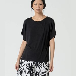 CAMISETA OVERSIZE VISCOSA BAMBÚ NEGRA SURKANA