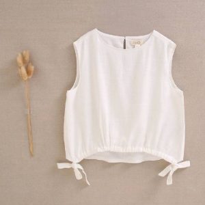 Blusa blanca cordon ajustable