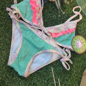 Bikini acuarela rayas