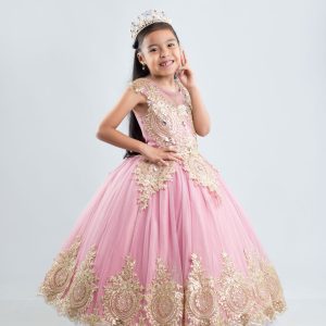 Vestido de niña color palo rosa con dorado